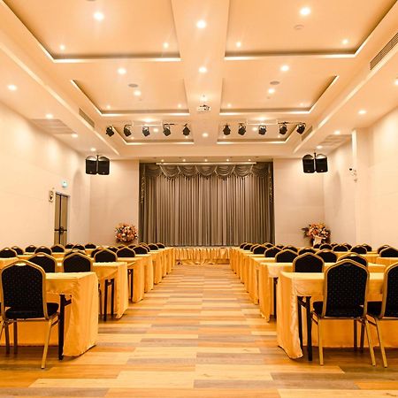 Tour De Phuket Hotel - SHA Plus Thalang Eksteriør bilde