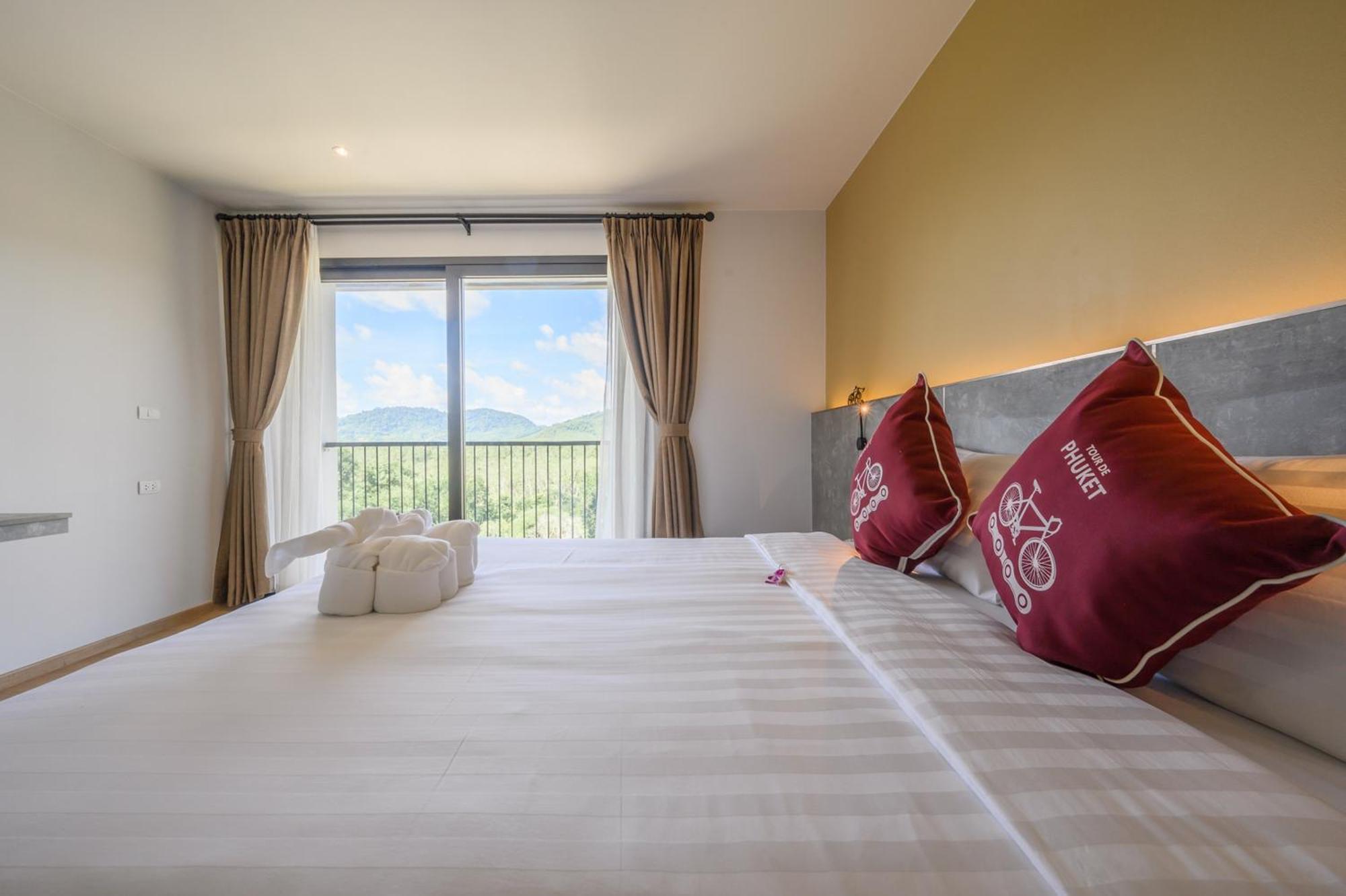 Tour De Phuket Hotel - SHA Plus Thalang Eksteriør bilde