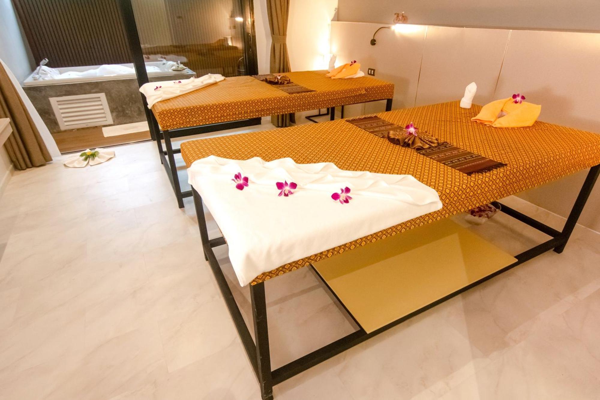 Tour De Phuket Hotel - SHA Plus Thalang Eksteriør bilde